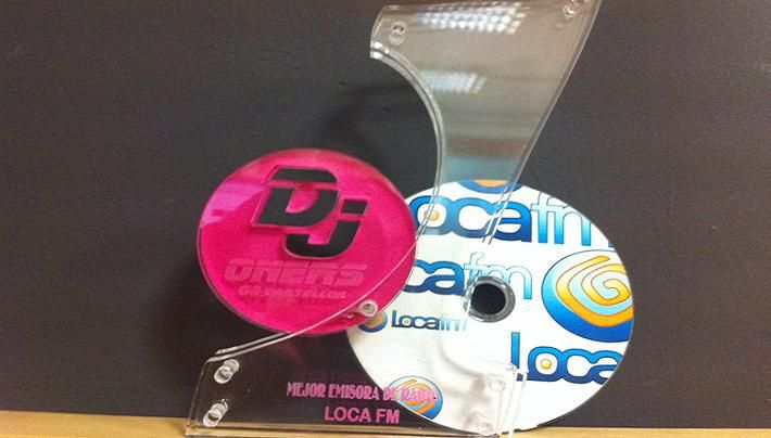 Loca FM recibe el Dj Oners 2011 a la mejor emisora dance de Espa