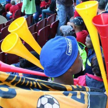 Pamplona-prohibe-la-venta-ambulante-de-vuvuzelas-en-las-fiestas-de-San-Fermin--PQ.jpg