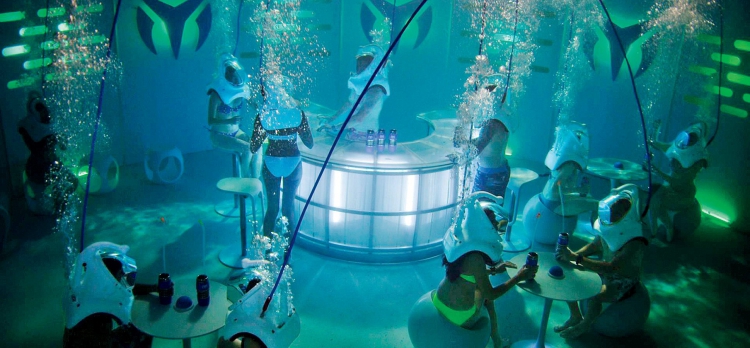 ¿Qué aspecto tendría un club debajo del agua?