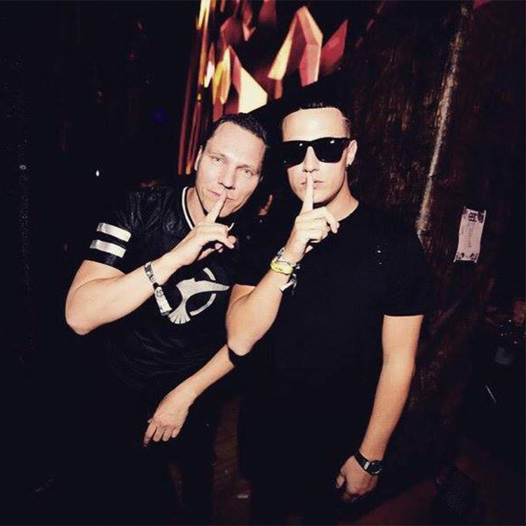 Tiësto lanza su remix de 'Let Me Love You' de DJ Snake