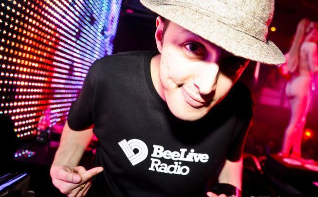 5? Aniversario Bee Live Radio Show