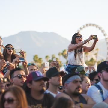 3_Coachella 2014- Crowd- Chris Tuite.jpg